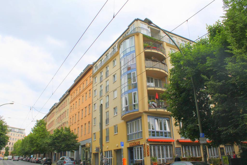 Midi Inn Parkhotel Mitte Berlim Exterior foto